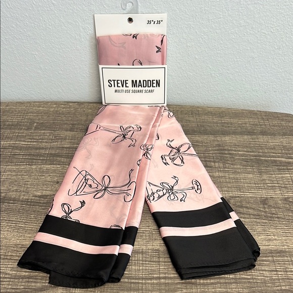 Steve Madden Accessories - Steve Madden | Pink & Black Cocktail 🍸 Scarf